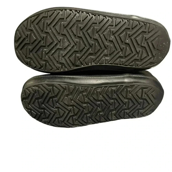 UGG youth K KEX black pill on waterproof rain boot youth size 2 gender neutral - Picture 9 of 13